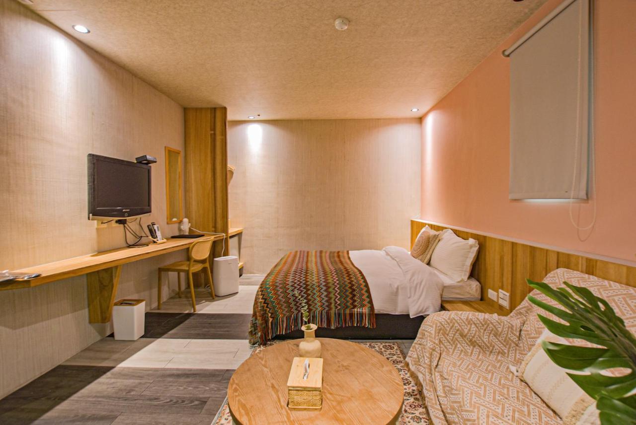 Ashare Hotel Yilan Exterior photo